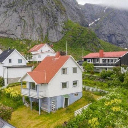 House By The Sea Reine, Lofoten Exterior foto